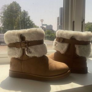 Juicy Couture Brown Faux Fur Winter Boots Size 7
